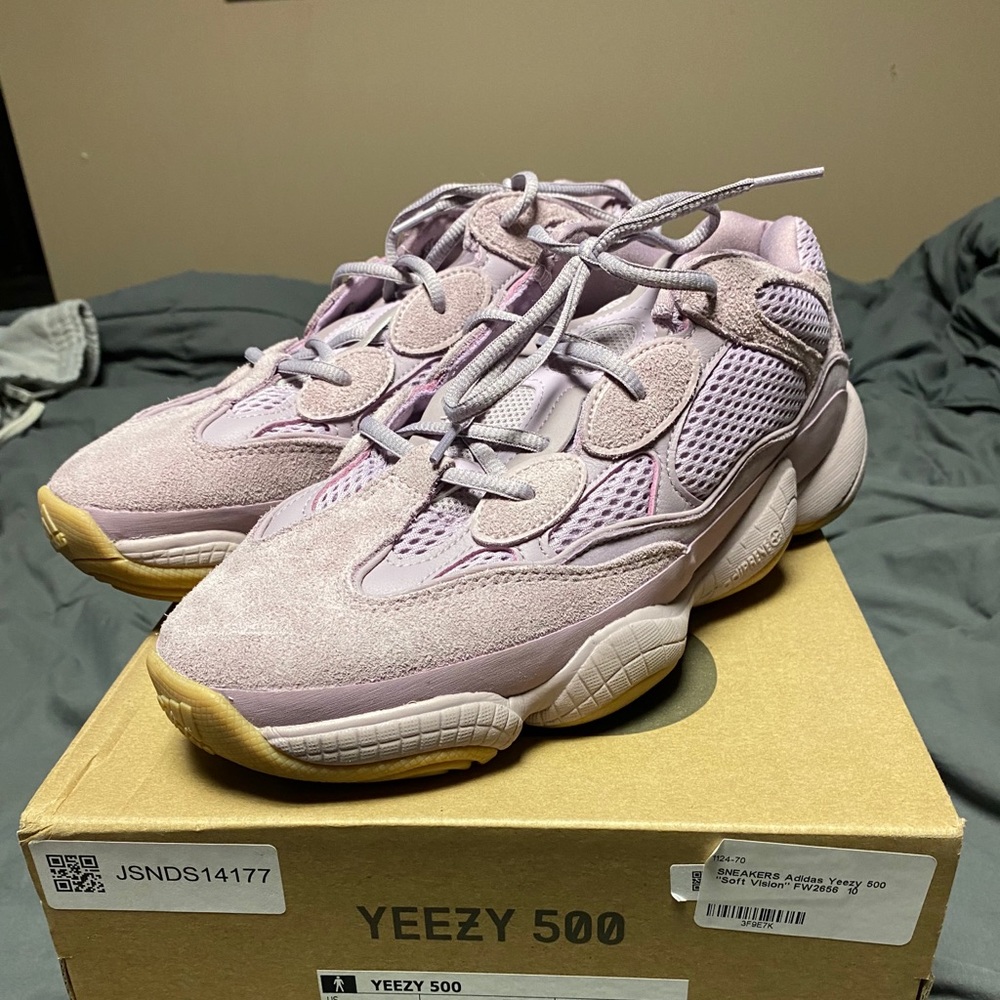Yeezy Boost 500